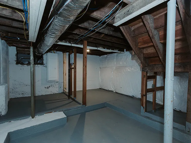 216 S Georgia Ave — Photo 27