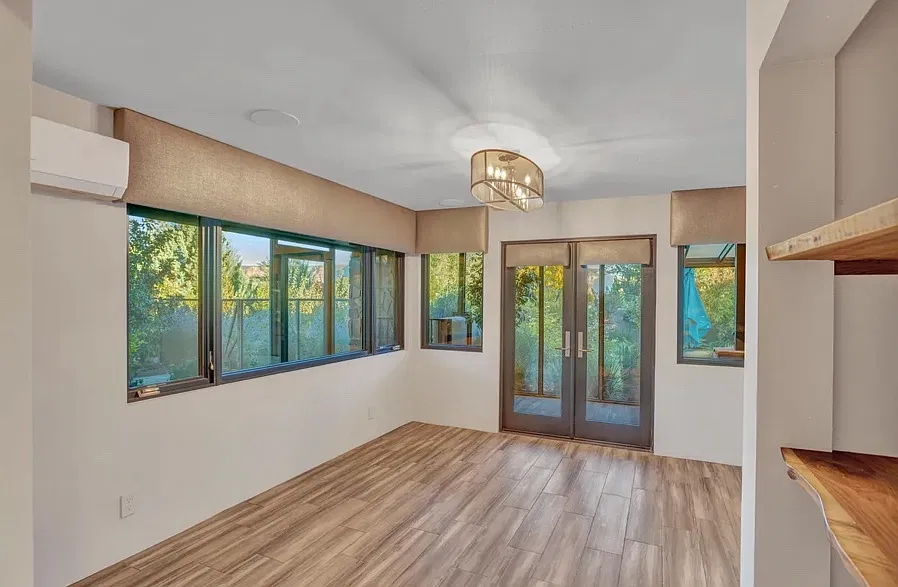 3 bed, 3694 sqft, $7,500 — Photo 4