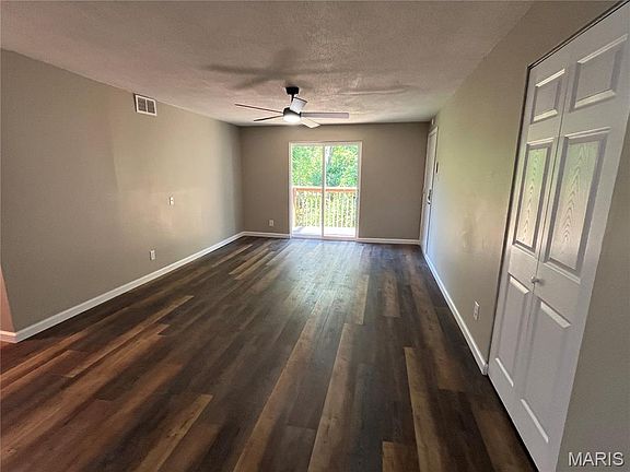 5th image of 2844 Blackforest Dr APT F