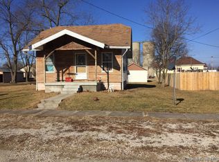 807 Main St, Palmer, IL 62556