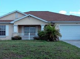 611 NW 23rd Ter, Cape Coral, FL 33993