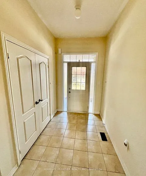 101 Alexie Way — Photo 2