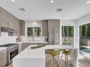 8371 Plum Creek Ct, Las Vegas, NV 89113