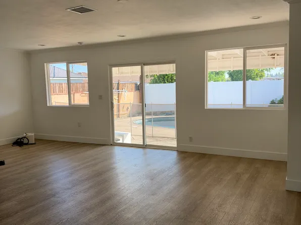 15468 San Jose St, Mission Hills, CA 91345