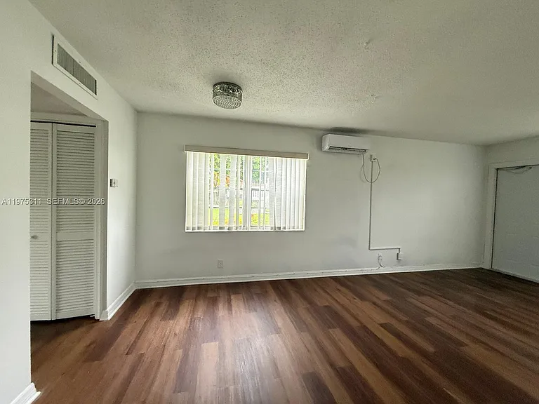 104 E Easthampton E #1 — Photo 3