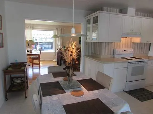 1090 Ewson St #1A — Photo 6