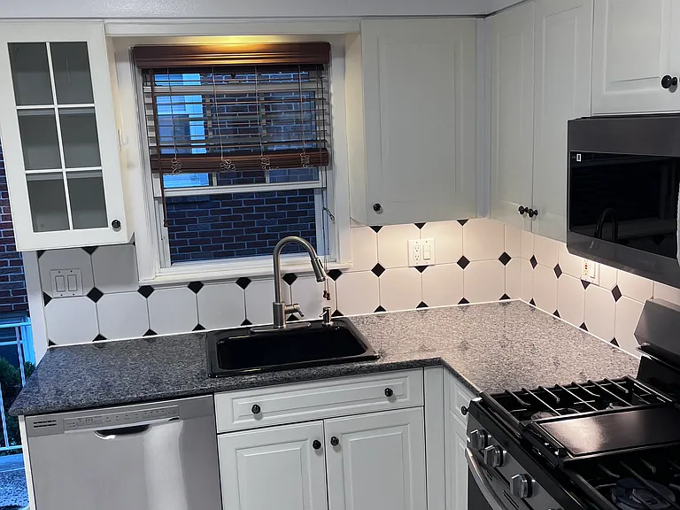 395 Coolidge Ave #1 — Photo 10