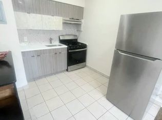 55 2nd St #C6, Newark, NJ 07107