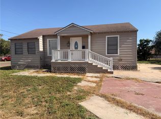 319 W Avenue D, Robstown, TX 78380