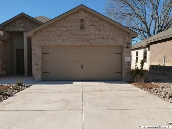 1065 Carolyn Cv, New Braunfels, TX 78130