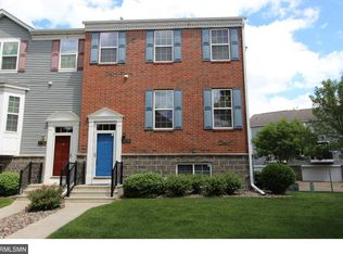 15736 Fox Cir, Apple Valley, MN 55124