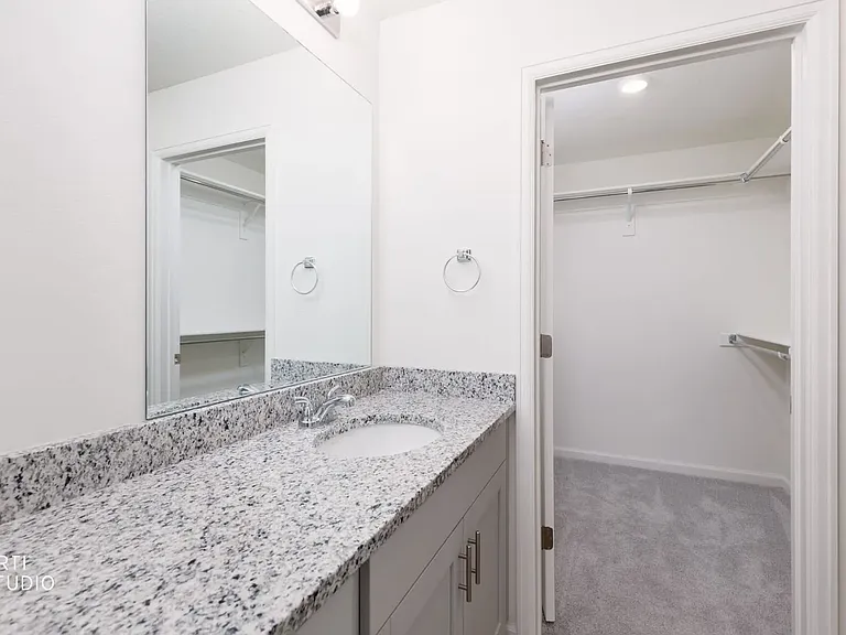 187 E Arcade Dr — Photo 12