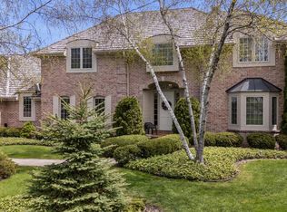 11404 N Justin DRIVE, Mequon, WI 53092