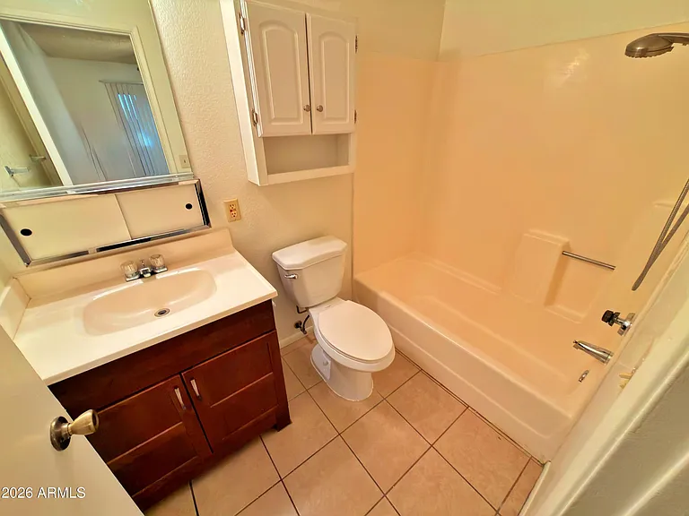 9033 W Elm St #7 — Photo 21