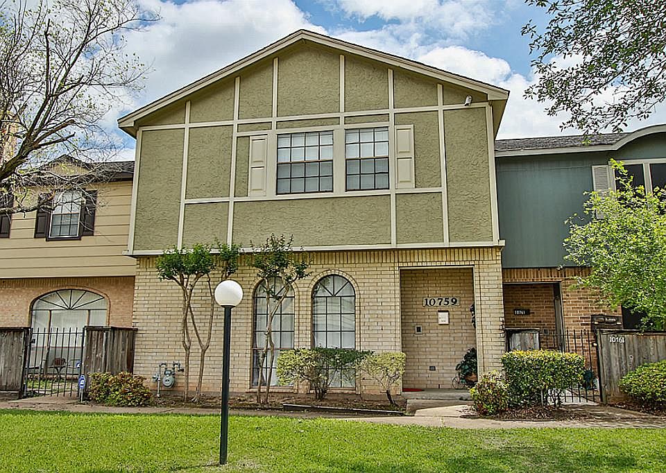 1st image of 10759 Sandpiper Dr