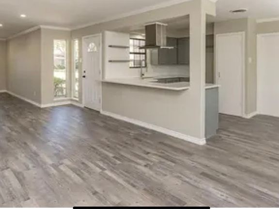 4th image of 1014 Brock Dr #1