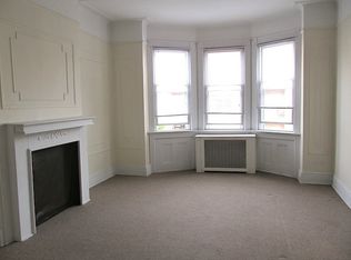28-36 36th St #2F, Astoria, NY 11103
