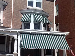 925 W Marshall St, Norristown, PA