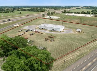 3989 Interstate 45 N, Madisonville, TX 77864