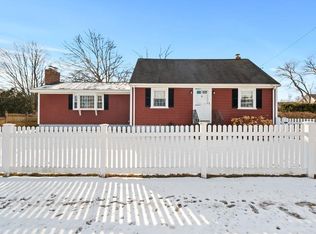 21 Armand Ave, Lowell, MA 01852