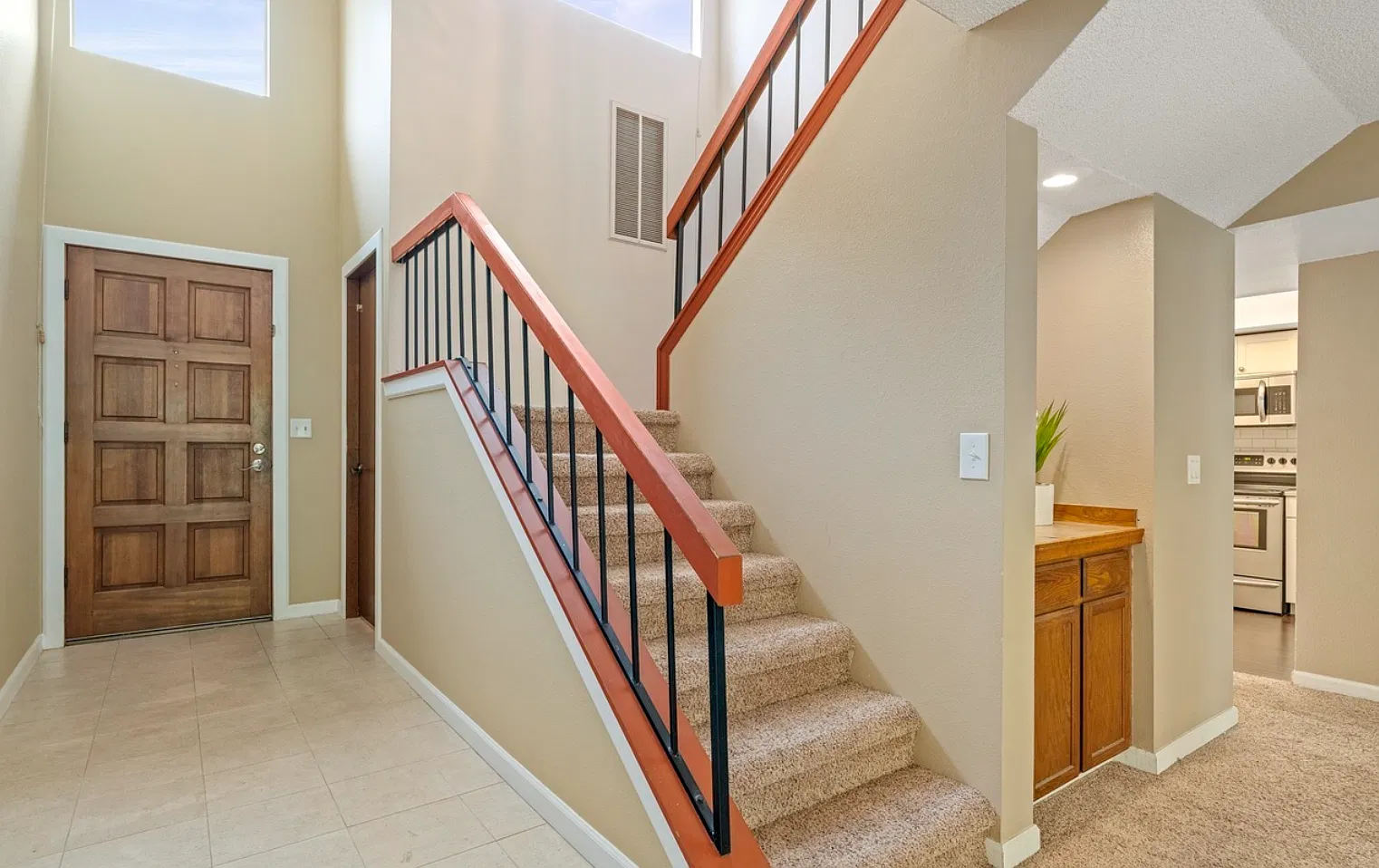 2 bed, 2.5 bath, 1190 sqft, $3,000 — Photo 4