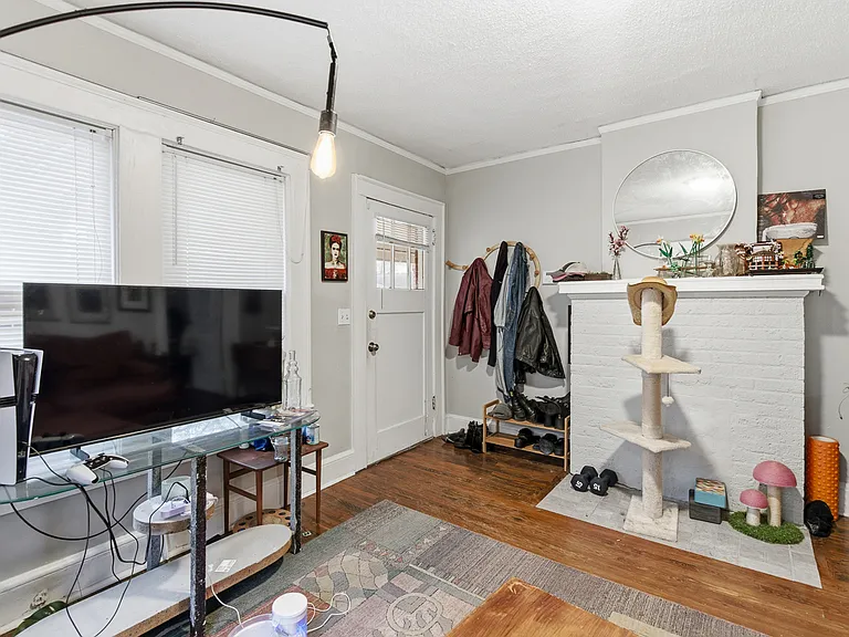 489 Willard Ave SW #A — Photo 4