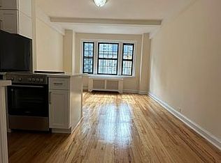 134 W 58th St APT 1506, New York, NY 10019