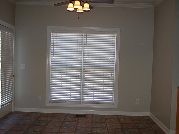 5th image of 225 Peachtree St