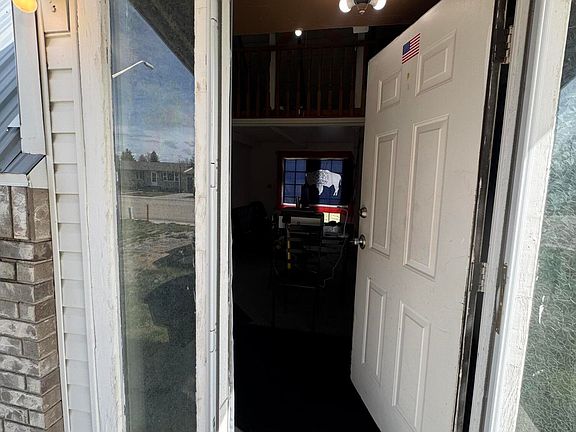 3rd image of 1001 & 1003 Sorensen Dr