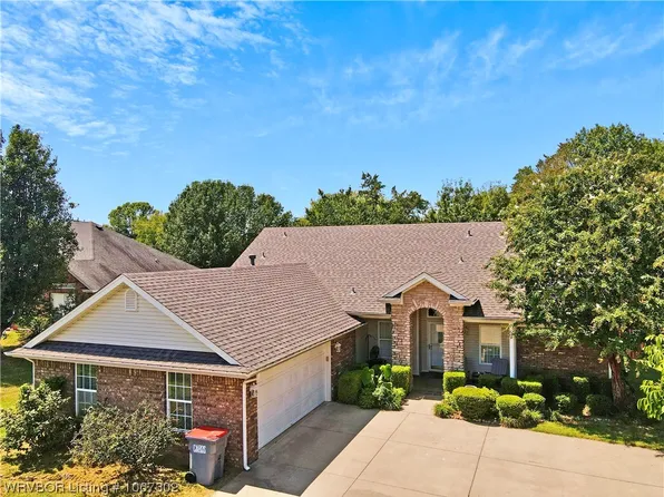 105 Katie Ct, Lavaca, AR 72941