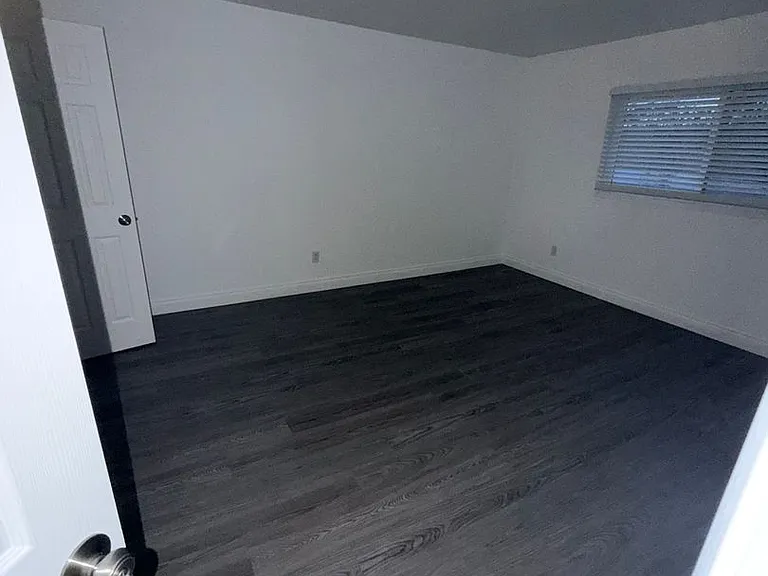 589 N Johnson Ave #210 — Photo 15