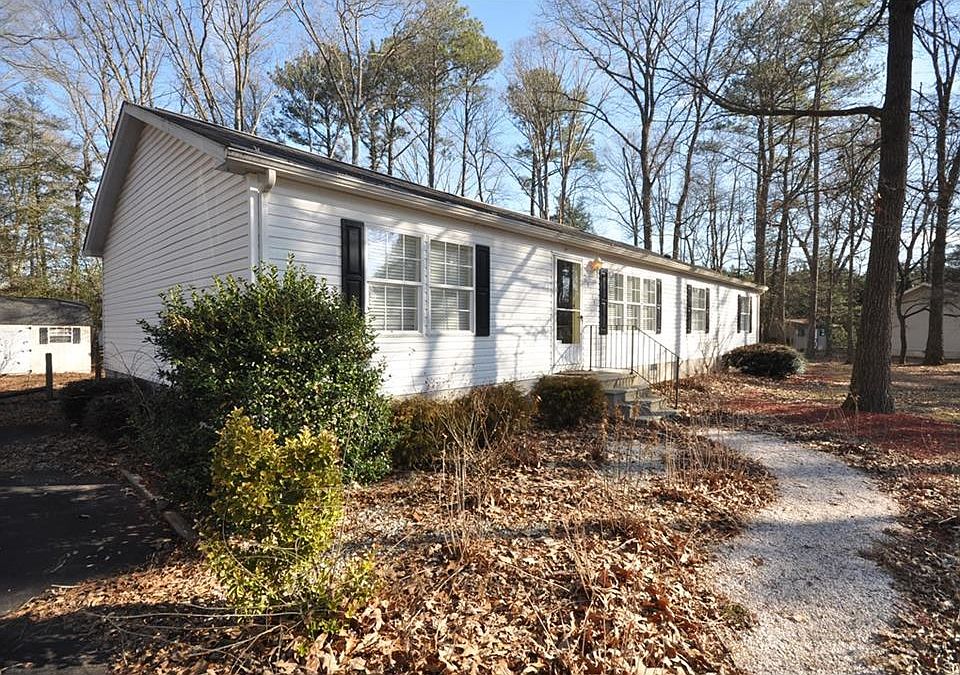 1st image of 24394 Kent Dr