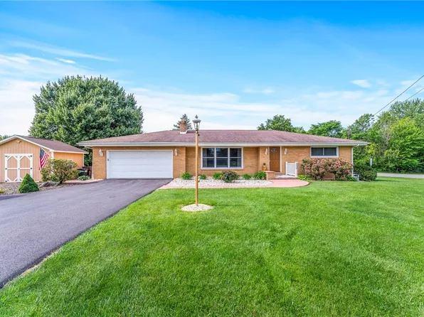 3933 Mitchell Rd, New Castle, PA 16105