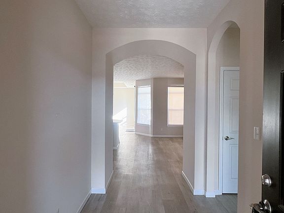 2nd image of 3843 Estella Dr