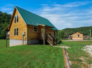 1238 S Fork Rd, Beattyville, KY 41311