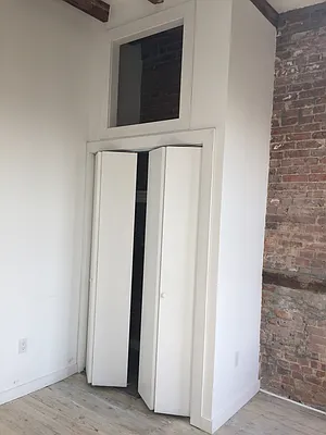 Rented by Zone Corp | media 72