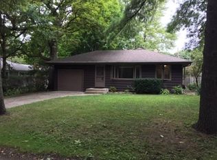 507 Locust Ave, Geneva, IL 60134