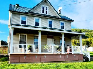 41 E Anthony St, Loganton, PA 17747