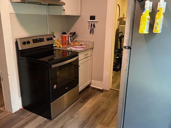 4th image of 1189 Ashville Rd