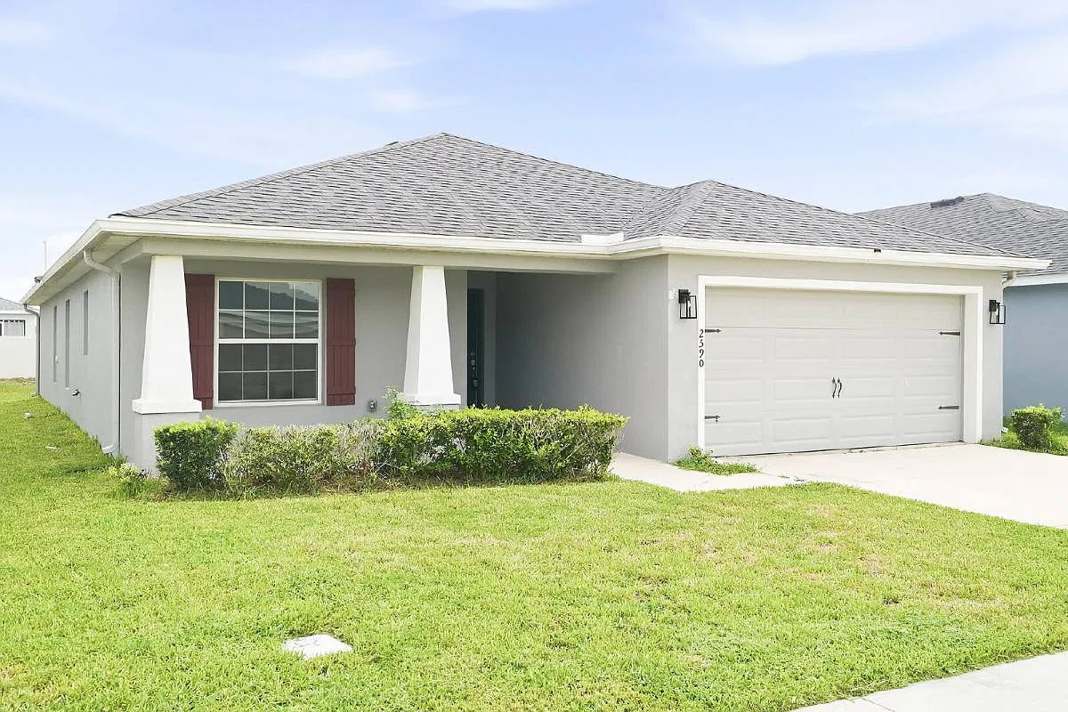 2590 San Marco Way in Winter Haven, FL 33884 — Photo 4