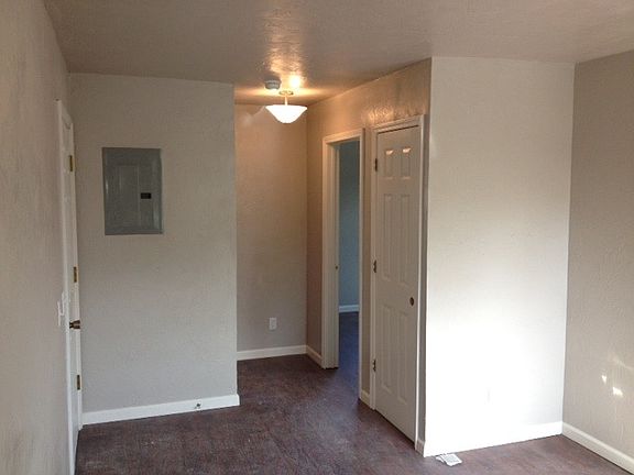 Living room to the bedroom