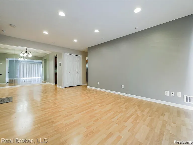 34763 Maple Lane Dr #57 — Photo 6