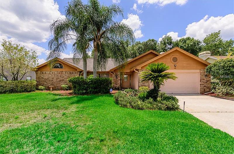 1st image of 608 Waterford Cir E