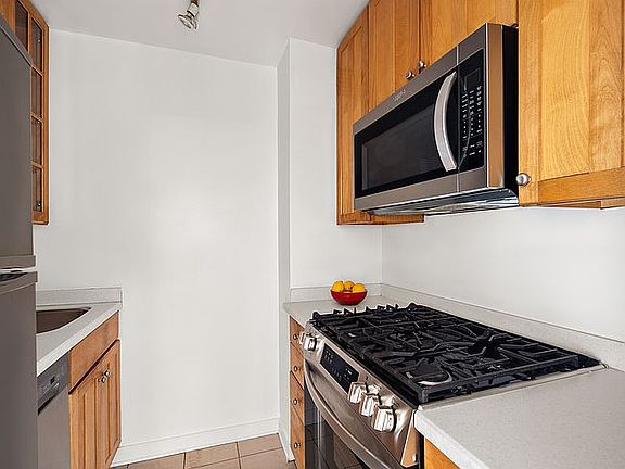 5th image of 61 Jane St APT 11F