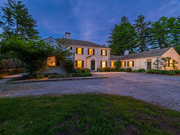 2nd image of 1613 West Road