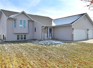 1325 Hayes Ave SE, Owatonna, MN 55060
