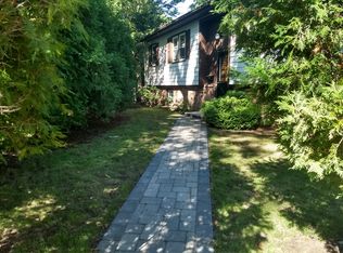 15 Hiawatha Ln, Arlington, MA 02474