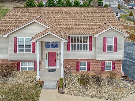 5th image of 330 Katie Ct
