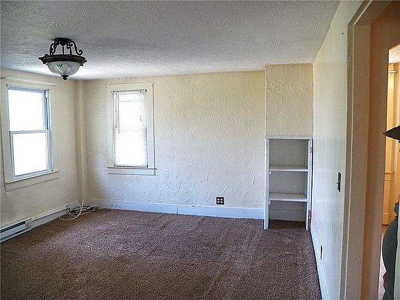 5th image of 1190 Paul Rd