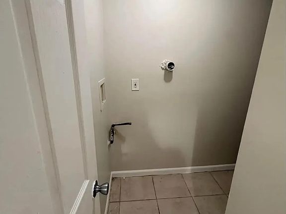 2nd image of 655 S 19th St #2F